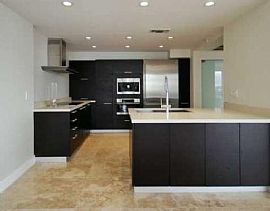 Updated 2 Bedroom, 2 Bath Condo with Dazzling Views in Venetian Islands, FL (Photo 3 of 12)