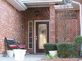 Immaculate 3 BR Home in Perfect Location with Special Features in Mineola, TX