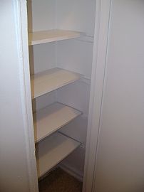 Stunning Apartment with Tiled, Separate Kitchen on Ground Floor in Brooklyn, NY (Photo 6 of 6)