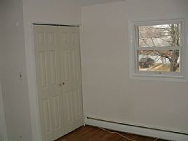 For Rent - Beautiful Single Family  Split 3 Level House Three B in Red Bank, NJ (Photo 10 of 12)