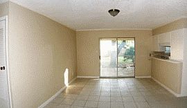 Splendid 3 Br 2 Ba Home For Rent in Arlington, TX (Photo 3 of 3)