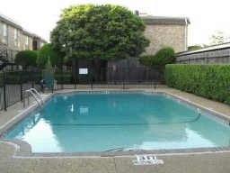 High-End, Updated 2 BR Townhome - Completely Remodeled! in Dallas, TX (Photo 2 of 7)