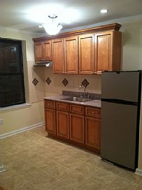 Convenient Apartment with Sizzling Hardwood Floors - No Fee! in Brooklyn, NY