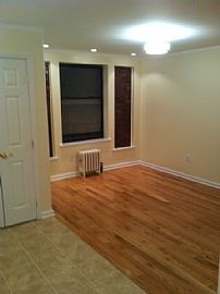 Convenient Apartment with Sizzling Hardwood Floors - No Fee! in Brooklyn, NY (Photo 6 of 6)