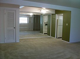 Final Selection of 1 and 2 Bedroom Apartments in Indianapolis, IN (Photo 1 of 3)