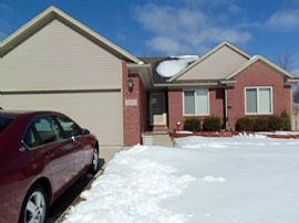 Newer 3 Bedroom Home Near 15 Mile and Harper in Clinton Township, MI