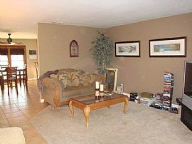 Gorgeous single story with a beautiful custom master bathroom!! in Hemet, CA (Photo 2 of 6)