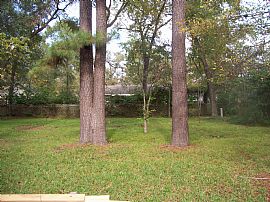 3/2/2 Home at Timber Ridge in Quiet Neighborhood in Spring, TX (Photo 2 of 3)