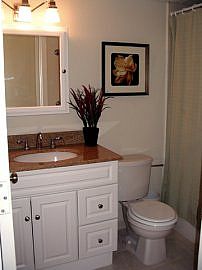 Upgraded Designer One Bedroom Condo in Honolulu, HI (Photo 7 of 8)