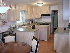 Unique, Large, Squeaky Clean Home with Open Floor Plan in Fairfax, VA