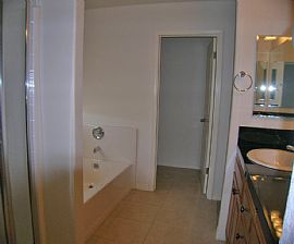 Newer Home For a Larger Family in Joshua Tree, CA (Photo 8 of 9)