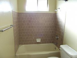 Very Cute 2 BR Tri-Plex with Water and Trash Included!! in Hemet, CA (Photo 3 of 4)