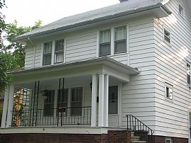 Nice 4 Bedroom Home Walking Distance to University of Toledo in Toledo, OH