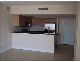 Staggering 2 BR, 2 BA Townhouse in Hollywood, FL (Photo 3 of 3)