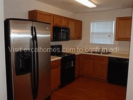 Picturesque 3 BR, 2.5 BA Townhouse in Atlanta, GA (Photo 3 of 3)