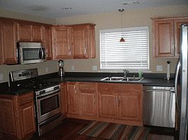 Desirable 4 BR, 2 BA Home in Bloomfield in Bloomfield Township, MI (Photo 2 of 3)