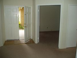 Very Spacious Home - Walking Distance to Schools and Shopping in San Jacinto, CA (Photo 2 of 3)