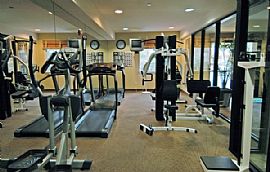 Beautiful South Torrance Condo in Torrance, CA (Photo 4 of 10)