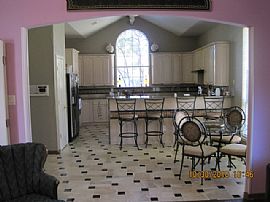 Luxurious and Beautiful Home in a Lovely Area For Rent in Plano, TX (Photo 6 of 7)