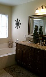 Lovely Sierra Lakes Golf Course View Home in Fontana, CA (Photo 5 of 6)