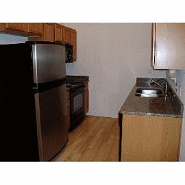 Deluxe 3 Bedroom 2 Bath Home in Asheville, NC (Photo 2 of 3)