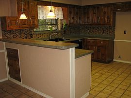 Spacious Home on Calumet in Plano, TX (Photo 4 of 6)