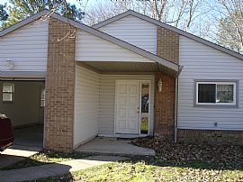 Cozy Newly Renovated 3 BR, 2 BA Rancher with 1 Car Garage in Virginia Beach, VA