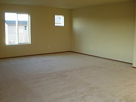 Big and Beautiful in Yelm, WA (Photo 7 of 11)