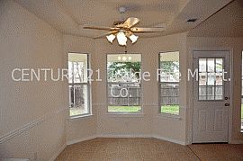 Desirable 3 Br 2 Ba Home For Rent in Waxahachie, TX (Photo 3 of 3)