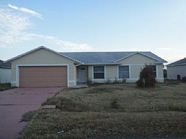 4 Bedroom / 2bath Home For Rent in Kissimmee in Kissimmee, FL