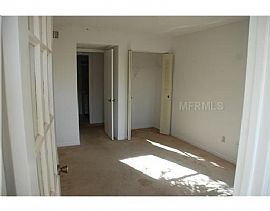 2 Bedroom / 1 Bath Condo in Orlando Near Airport in Orlando, FL (Photo 4 of 6)