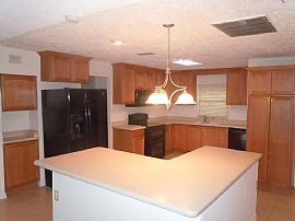 4 Bedroom 3 Bath Home For Rent in St Cloud 2928 Sq Feet!  Ple in Saint Cloud, FL (Photo 2 of 9)