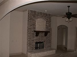 Incredible 3 BR, 2 BA Home in Arlington in Arlington, TX (Photo 2 of 3)