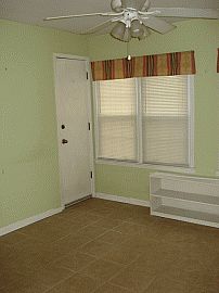 Simple Yet Elegant 1 Br Townhouse in Gated Community in Atlanta, GA