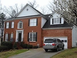 Special 5 BR, 3.5 BA Home  in Lilburn, GA