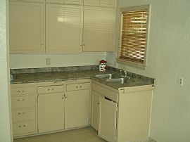 Remodeled 3 Bedroom Home Near Wsu in Wichita, KS (Photo 5 of 10)