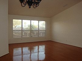 Amazing 3 Bedroom Home with Split Floor Plan in Chandler, AZ (Photo 2 of 3)