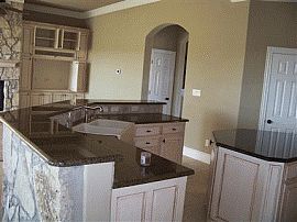 Remarkable 4 Br, 3 Ba House in Mansfield in Burleson, TX (Photo 2 of 3)