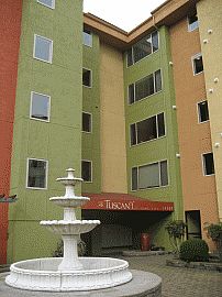 Desirable 1 Br Remodeled Townhouse in Seattle, WA