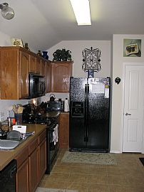 Lovely 3 Bedroom Mckinney Home with Covered Back Patio in Mc Kinney, TX (Photo 3 of 10)