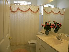 Furnished 3 Bedroom Home in Ridgewood Lakes in Davenport, FL (Photo 6 of 12)