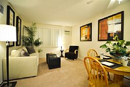  Stylish Furnished 1 Bedroom Apartment in Canoga Park, CA