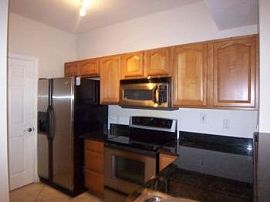 2/2 Condo in Orlando in Edgewood, FL (Photo 2 of 5)