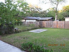 3 Bedroom Home on West Side in Jacksonville, FL (Photo 8 of 12)