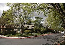 Furnished 2 BR, 1 BA Condo with Fireplace and Fenced Yard in Emeryville, CA