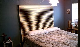 Furnished 2 BR, 1 BA Condo with Fireplace and Fenced Yard in Emeryville, CA (Photo 2 of 6)