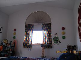 3 Bedroom Home - Close to 75th and I-355 in Naperville, IL (Photo 10 of 12)