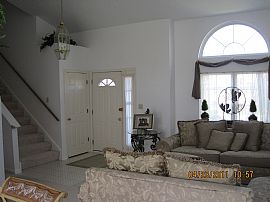 3 Bedroom Home - Close to 75th and I-355 in Naperville, IL (Photo 4 of 12)