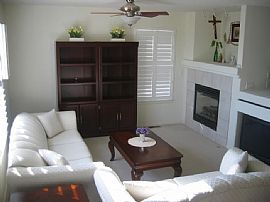 4 Br Single Family Home with 100 Sq. Ft Back Porch  in Aurora, CO (Photo 3 of 5)