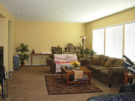 Beautiful, Immaculate, Well Kept Home in Victorville, CA (Photo 3 of 6)